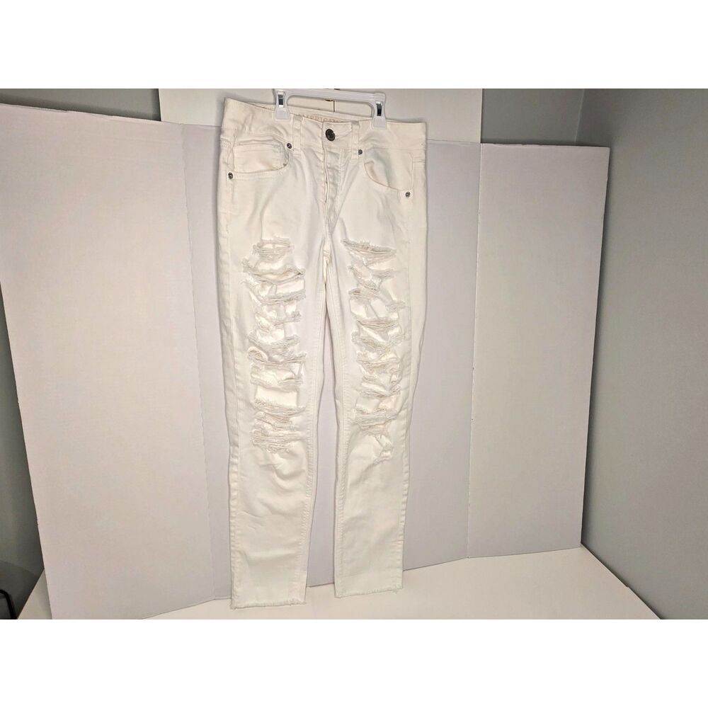 American Eagle Tomgirl White Distressed Shredded Jeans | Women's 2 Reg